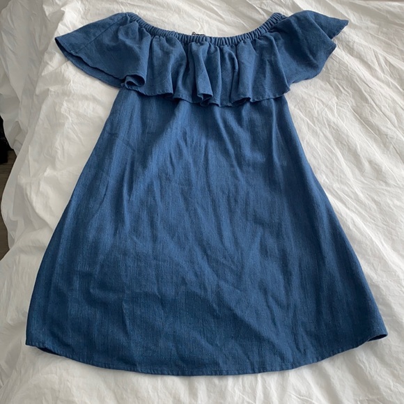 Off-the-shoulder Madewell denim dress - Picture 4 of 5